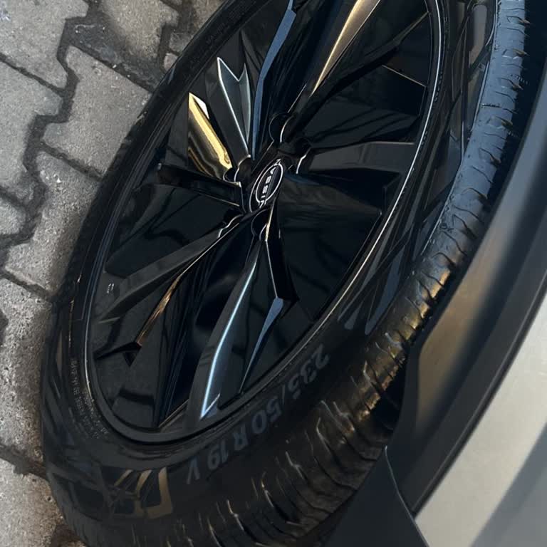 Sıfır Kilometre Qashqai Lastiklerinde Ciddi Yol Tutuş Ve Güvenlik Sorunu