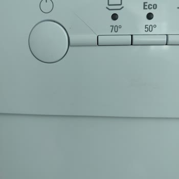 Garanti Kapsamındaki Bulaşık Makinesinde Kendiliğinden Oluşan Çatlaklar Ve Servis Mağduriyeti