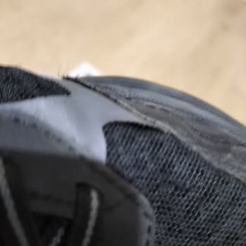 Kısa Sürede Deforme Olan Ayakkabılar Ve Yetersiz Çözüm