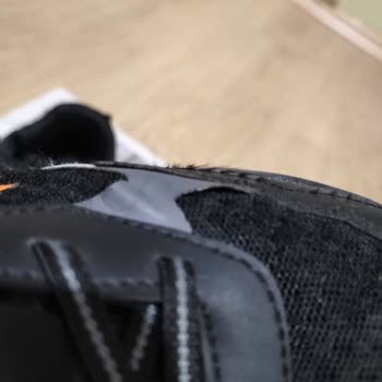 Kısa Sürede Deforme Olan Ayakkabılar Ve Yetersiz Çözüm