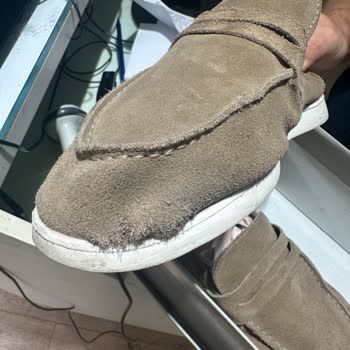 Üç Kez Giyilen Ayakkabı Hızla Deforme Oldu, Çözüm Sunulmadı