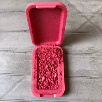 Hediye Olarak Aldığım Makyaj Ürünü Kırık Çıktı Müşteri Hizmetleri Çözüm Sunmuyor