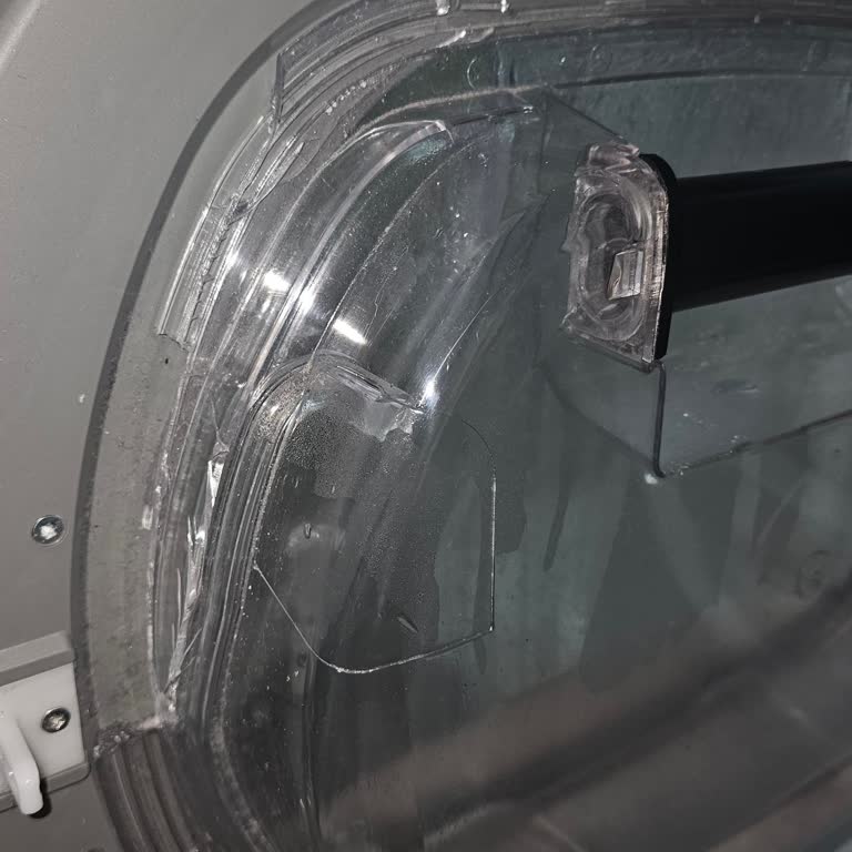 Kurutma Makinesi Kapağı Garanti Kapsamında Ücretsiz Değiştirilmiyor