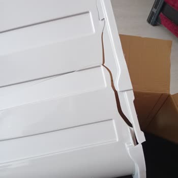 Kırık Gelen Kedi Tuvaleti Ve Yetersiz Müşteri Desteği Nedeniyle Mağduriyet