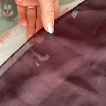 İlk Ütülemede Elbisede Beyaz Lekeler Oluştu İade Talebim Reddedildi