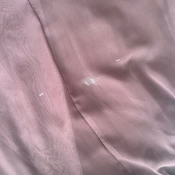 İlk Ütülemede Elbisede Beyaz Lekeler Oluştu İade Talebim Reddedildi