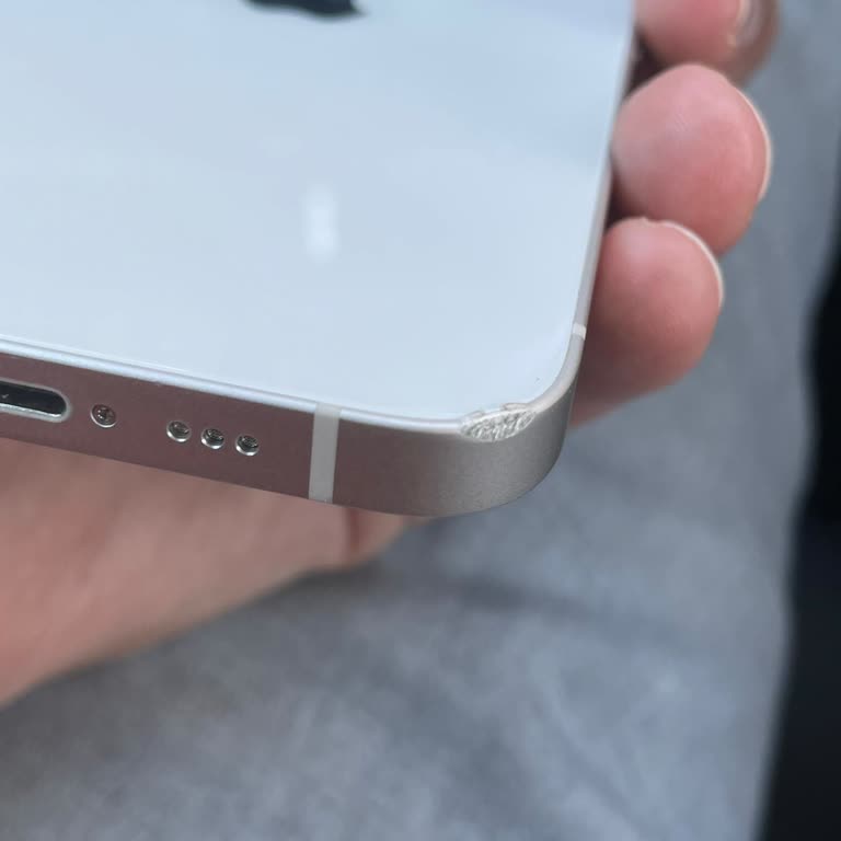 Mükemmel Diye Satılan İphone Ezikli Ve Arızalı Çıktı, Getmobil İlgisiz Kaldı