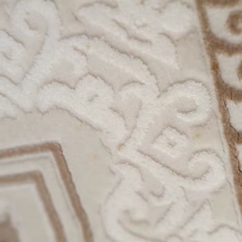 Şefkat Halı Yıkama Halılarım Teslim Edildiğinde Üzerlerinde Şerit Şerit Sarı Lekeler Vardı