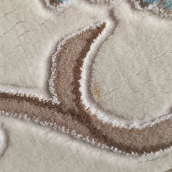 Şefkat Halı Yıkama Halılarım Teslim Edildiğinde Üzerlerinde Şerit Şerit Sarı Lekeler Vardı