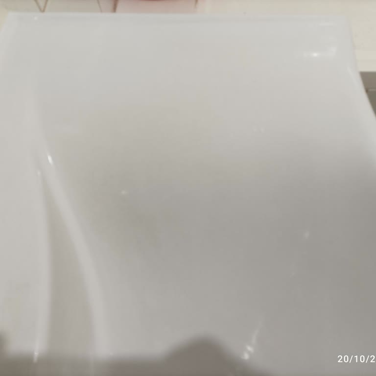 Yeni Alınan Banyo Lavabosunda Kısa Sürede Sararma Sorunu