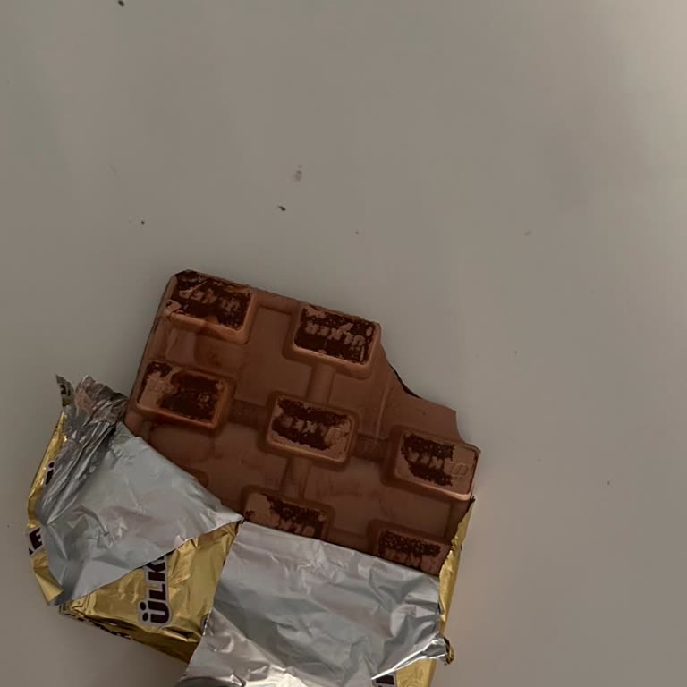 Ülker Çikolatada Bozukluk Ve Kötü Tat Mağduriyeti