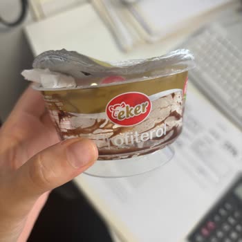 Eker Profiterol Zehirlenmesi: Acil Servislik Oldum, İnceleme Bekliyorum