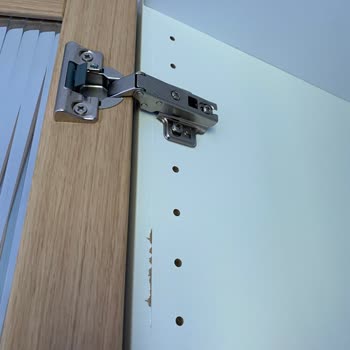 IKEA Gardırop Hasarlı Geldi Yanlış Fatura Kesildi İade Ve İndirim Sorunları Yaşadım