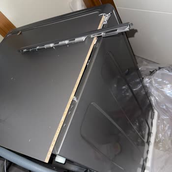 Kusurlu Çamaşır Makinesi İçin 9 Gündür Çözüm Yok, Mağduriyetim Artıyor