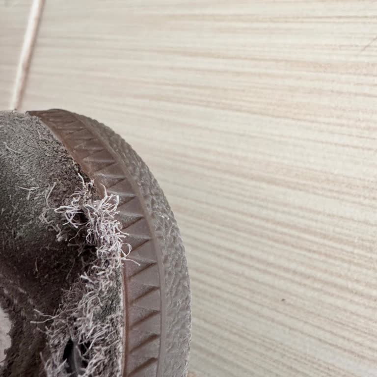 Kısa Sürede Yıpranan Adidas Ayakkabıya A101’den Yetersiz Destek Ve Reddedilen İade Talebi