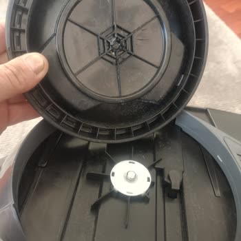 Fakir 4 Ayda Kırılan Süpürge Tekerlekleri ve Garanti Desteği Sorunu