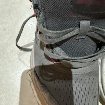 Kısa Sürede Deforme Olan Skechers Ayakkabı İçin Garanti Sorunu