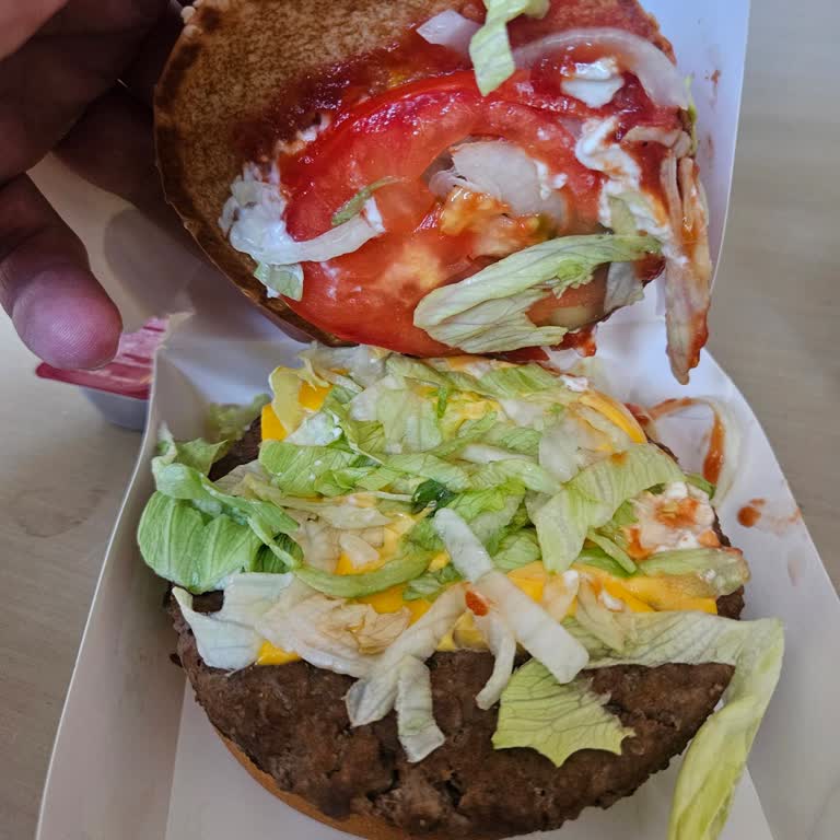 Eksik Malzemeli Hamburger Ve Ücret İadesi Sorunu