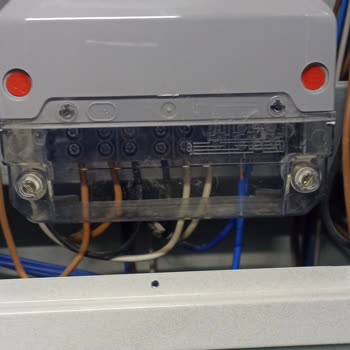 Gevşek Elektrik Bağlantısı Nedeniyle Cihazlarım Arızalandı, Maddi Zararım Karşılanmadı