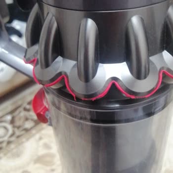 Dyson V15 Süpürgede Garanti Kapsamında Parça Sorunu Ve Çözüm Eksikliği