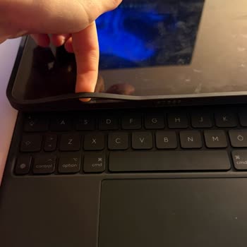 Logitech Combo Touch Kılıfında Kısa Sürede Yaşanan Kalite Problemleri Ve Destek Eksikliği