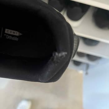 Kısa Sürede Yırtılan Ayakkabı İçin Garanti Kapsamında Çözüm Alamadım