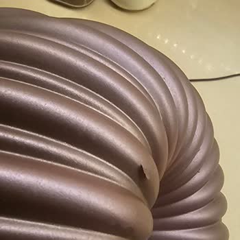 İlk Kullanımda Boyası Atan Kek Kalıbı Hayal Kırıklığı Yarattı