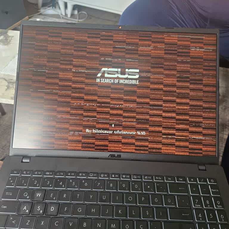 Bozuk Laptop İadesinde Yasal Haklarım Engelleniyor, Para İadem Yapılmıyor