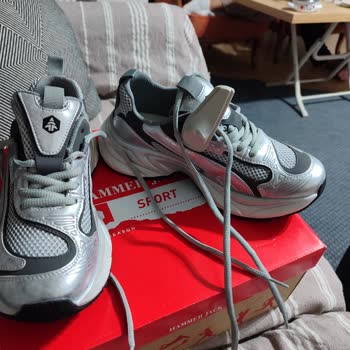 Satın Aldığım Ayakkabının Üzerinde Alarm Aparatı Unutulmuş