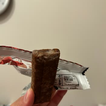 Son Kullanım Tarihi Geçmemiş Protein Barlarda Küf Şoku