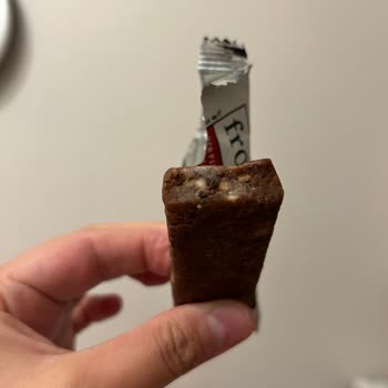 Son Kullanım Tarihi Geçmemiş Protein Barlarda Küf Şoku