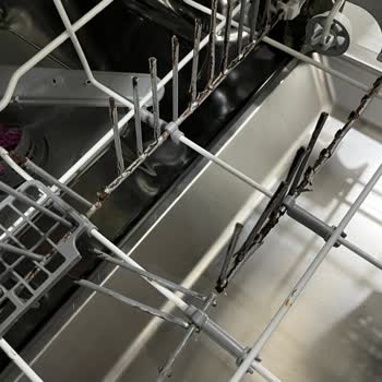 Arçelik Bulaşık Makinesi Paslanma Ve Boya Soyulması Sorunu, Ücretsiz Değişim Talebi