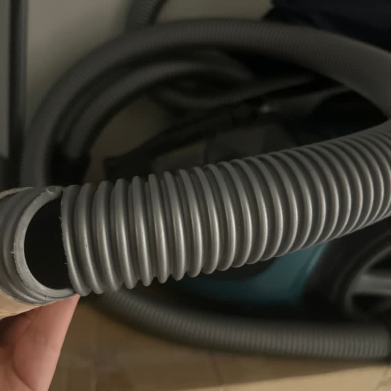 Philips Süpürge Garanti Kapsamı Dışında Parça Değişimi Ve Yüksek Ücret Talebi