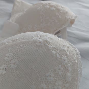 Suwen Sütyenlerde Kısa Sürede Tüylenme Ve İade Talebi