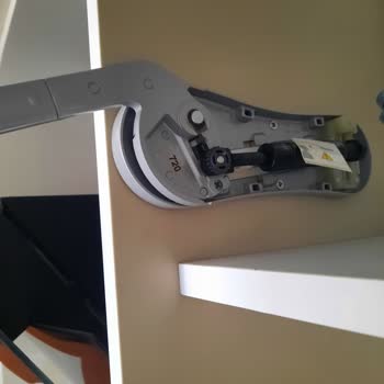 Mutfak Dolabı Mekanizması Arızası ve Yedek Parça Temini Sorunu