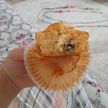 Görseldeki Akışkan Çikolata Gerçekte Yok: Ülker Magma Kek Hayal Kırıklığı