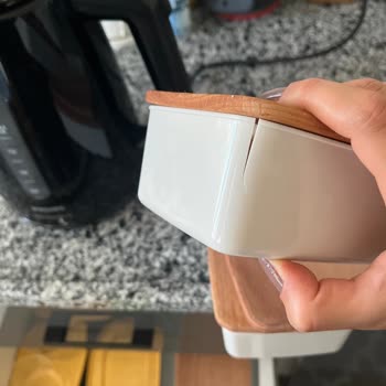 Kullanılmamış Saklama Kaplarım Dolapta Kırıldı, Firma Dönüş Yapmadı