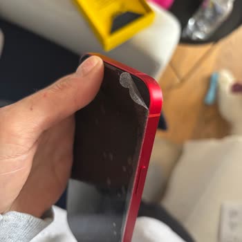 Kutusundan Kırık Çıkan İphone 14 İçin İade Reddediliyor