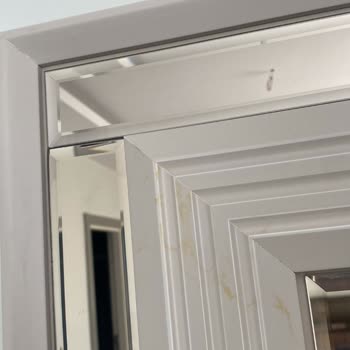 Garanti Kapsamındaki Yatak Odası Takımında Sararma Ve Destek Eksikliği