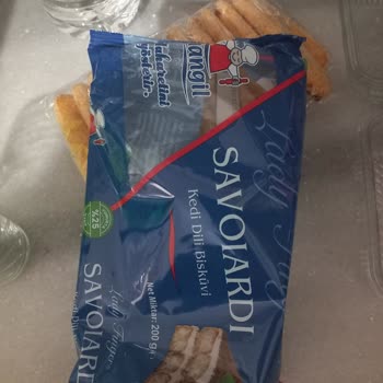 Son Kullanma Tarihi Geçmemiş Kedidili Bisküvisinde Siyah Noktalar Çıktı