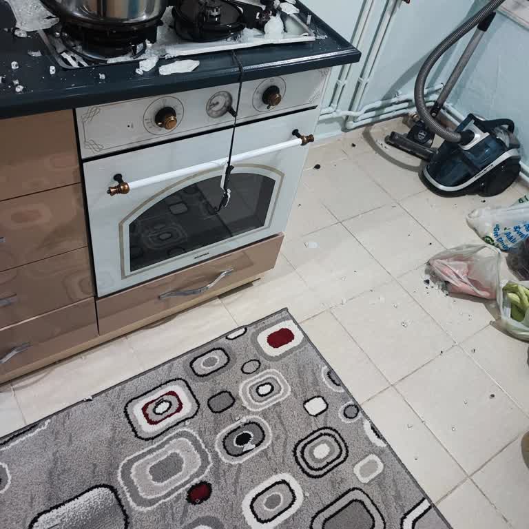 Kumtel 3'lü Set Ocağı Kısa Sürede Patladı, Servis İlgisiz Kaldı