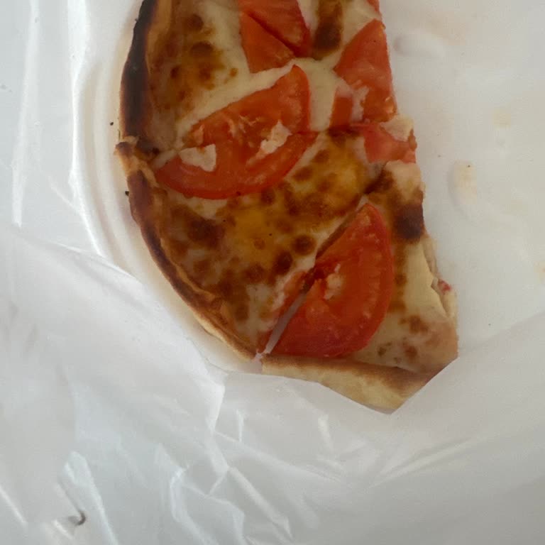 Didim Şubesi'nden Gelen Lezzetsiz Pizza Hayal Kırıklığı Yarattı