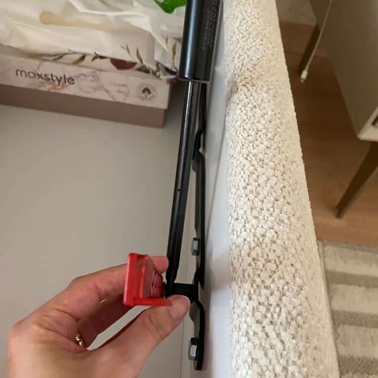 Garanti Kapsamında Baza Güvenlik Kilidi Kırıldı, Ücret Talep Edildi