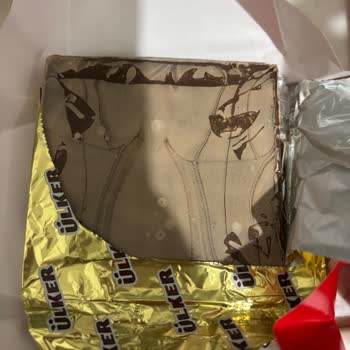 Son Kullanma Tarihi Geçmemiş Ülker Sütlü Kare Çikolataların Bozuk Çıkması Ve Mağduriyet