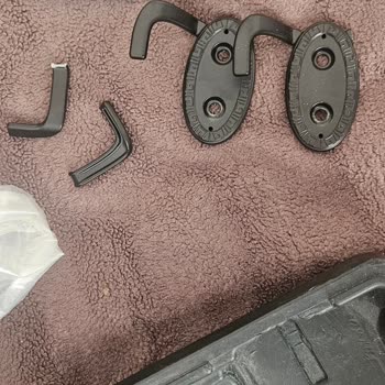 Eksik Parçalı Vestiyer Teslimatı Ve Müşteri Hizmetlerine Ulaşılamaması