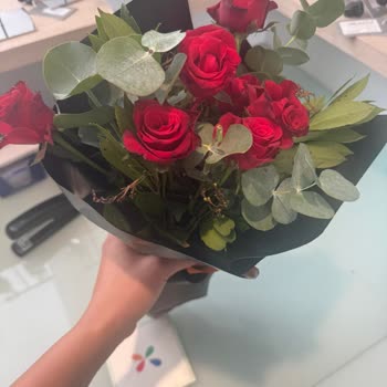 Siparişimde Gelen Güller Kötü Durumda Teslim Edildi