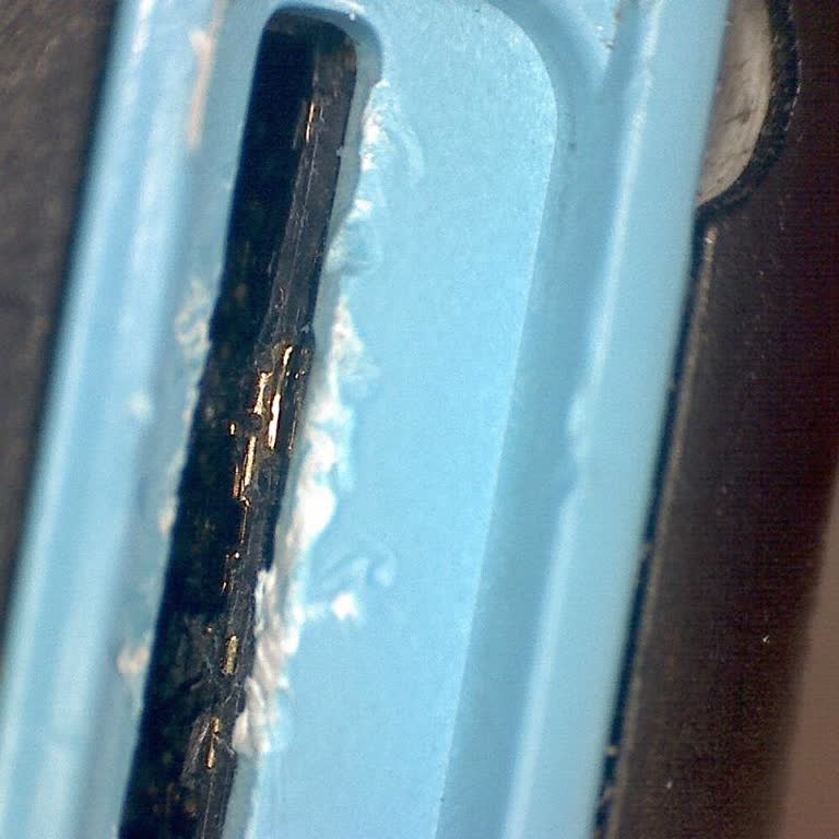 Sim Kart Yuvası Arızası Ve Hatalı Servis Değerlendirmesi