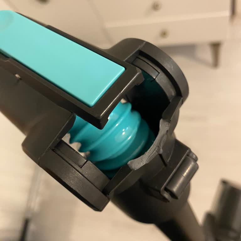 3 Aylık Fakir Süpürge Kullandım, Teleskopik Boru Kırıldı—Garanti Kapsamı Dışında Bırakıldı!