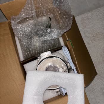 Kırık Blender Ve İlgisiz Kargo Hizmeti