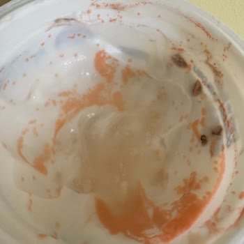 Nilky Probiyo Ürününde Turuncu Renkli Oluşumla Karşılaştım